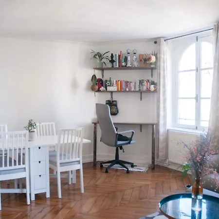 Beautiful Apt Cosy And Bright In The 1St Paris Apartament